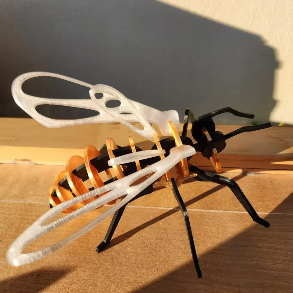 Bee Model Honeybee 3D Puzzle Honey Bees Classroom Science STEM Craft Insect Toy